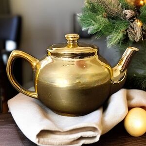 Vintage Gold Enameled Tea Pot Glossy Lidded Porcelain Macy's Holiday Tea Party‎